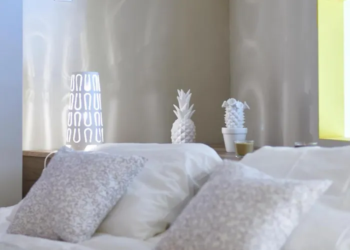 شقة Petit Astoria - The Design